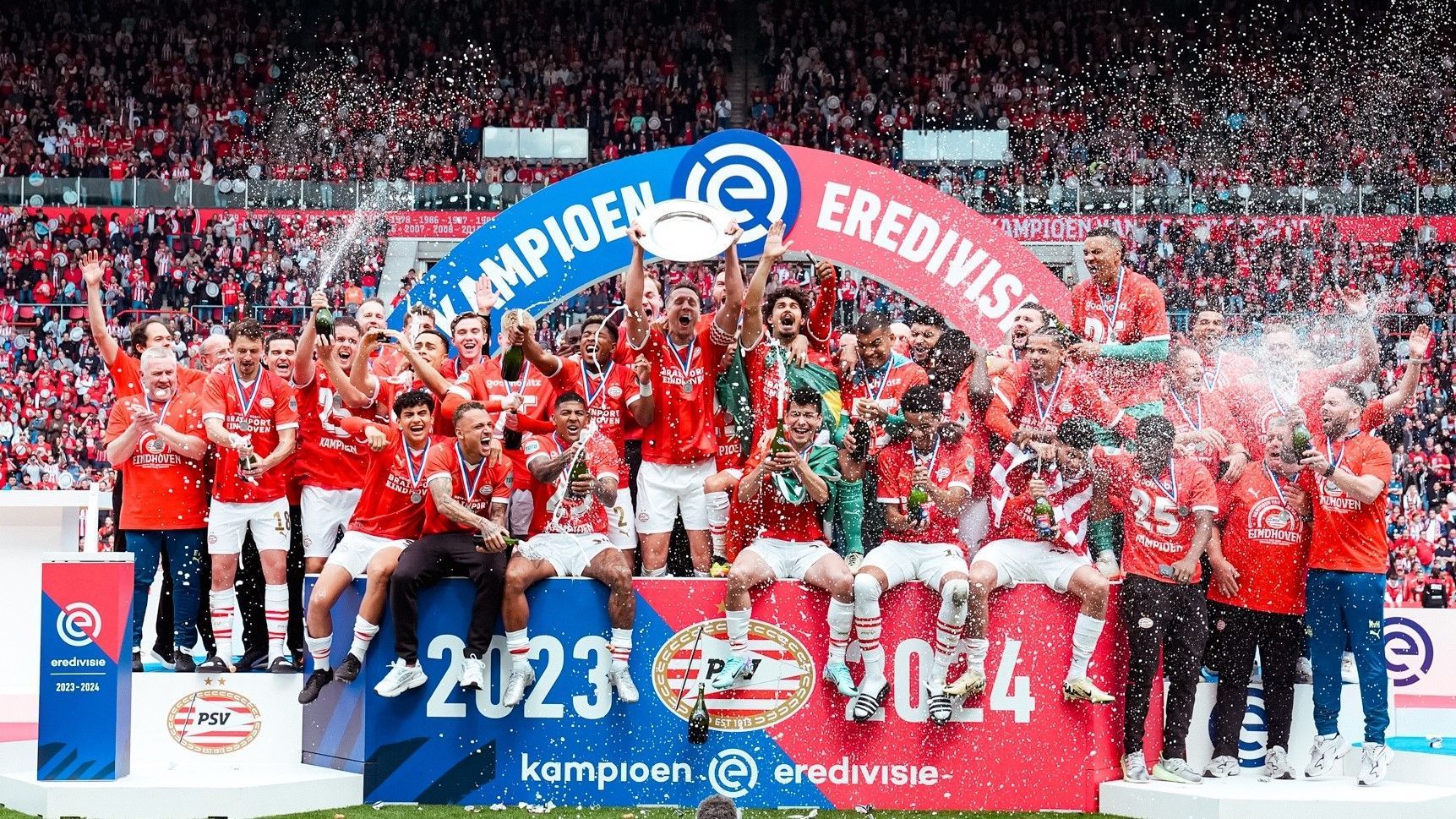 PSV Eindhoven vence Sparta Roterdã e se sagra campeão holandês pela 25ª vez