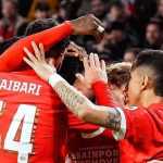 Arsenal e PSV empatam e garantem vaga nas oitavas de final da Champions League