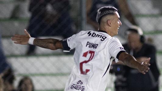 Pumita celebra um dos gols pelo Vasco