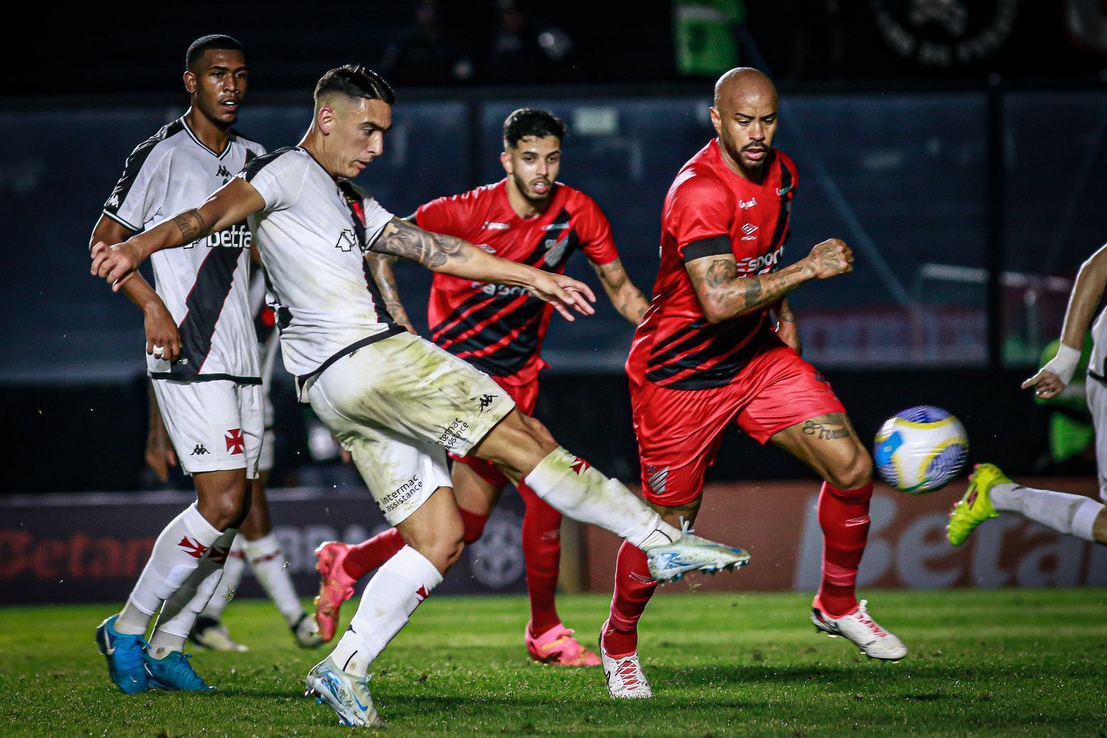 Pumita faz um balanço da temporada do Vasco e fala sobre futuro no clube