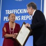 Brasileira é premiada por luta contra trabalho análogo à escravidão