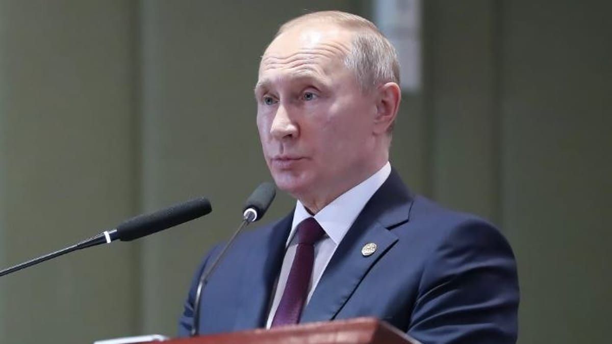 Putin pede desculpas e admite que sistema antiaéreo estava ativo no momento da queda de avião no Cazaquistão