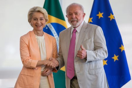Presidente Lula da Silva recebeu a presidente da Comissão Europeia, Ursula von der Leyen, no Palácio do Planalto em 2023