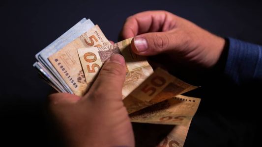 Quina da Mega-Sena rende R$ 45 mil para cinco mineiros