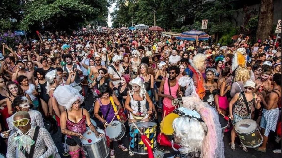 Quando é o desfile do Corte Devassa no Carnaval de BH? Confira horários e saiba onde o bloco vai passar;