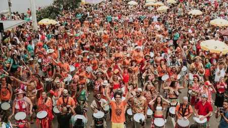 Quando é o desfile do Havayanas Usadas