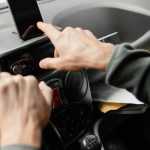 Polícia prende motoristas de app que roubavam e estupravam mulheres em SP
