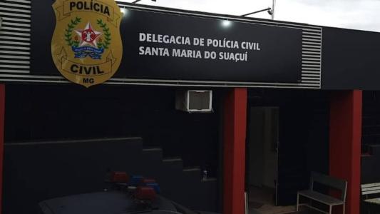 Quatro celulares foram apreendidos para a investigação