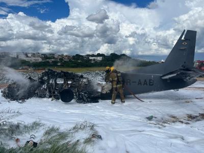 Avião da PF caiu um minuto após decolar em Belo Horizonte | CNN Brasil