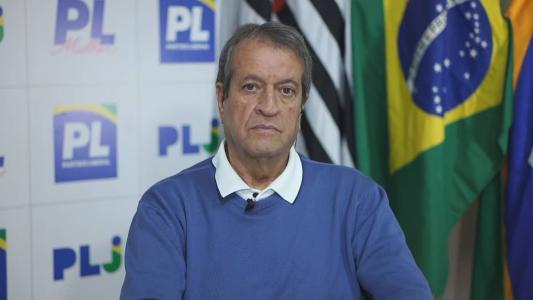 Que barbaridade, afirma Valdemar sobre operação da PF contra Carla Zambelli.