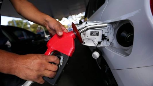 Queda da gasolina nos postos pode demorar a acontecer