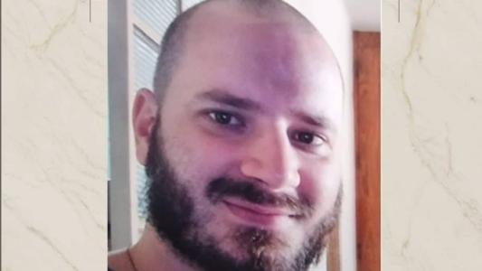 Quem tiver informações sobre o paradeiro de Samuel deve entrar em contato com a Polícia Civil