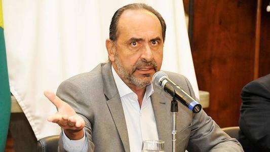 Questionado na época do envio da ação à Justiça, o ex-prefeito Alexandre Kalil afirmou, via assessoria de imprensa, que "isso beira o ridículo".