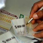 Mega-Sena: onze apostadores de Minas acertam a quina e faturam R$ 52 mil; confira as dezenas