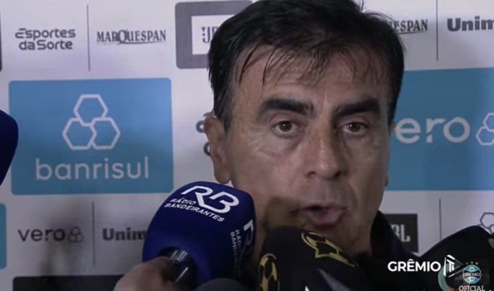 Gustavo Quinteros, técnico do Grêmio
