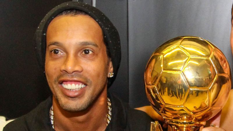 Ronaldinho Gaúcho posta foto e relembra título e último jogo pelo Atlético