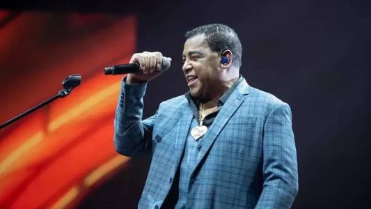 Raça Negra anuncia cruzeiro de comemoração de 40 anos da banda