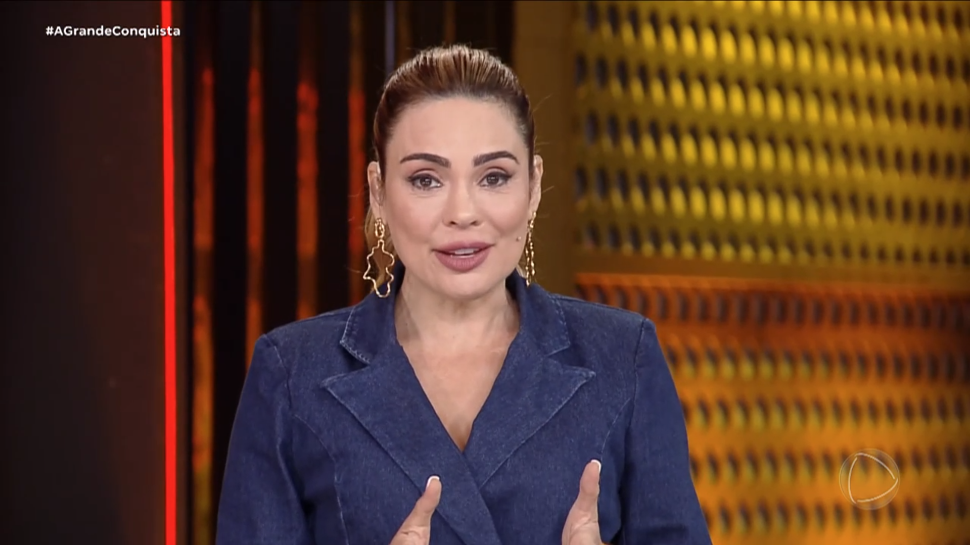 Rachel Sheherazade estreia programa em meio a mal-estar com a Record após indiretas para Silvio Santos