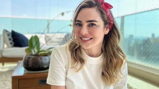 Rachel Sheherazade foi uma das primeiras peoas a assinar o contrato com a Record