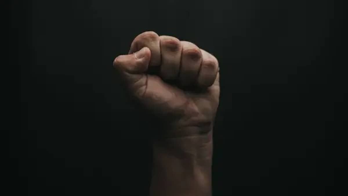 Justiça colombiana condena mulher por insultos racistas contra vice-presidente