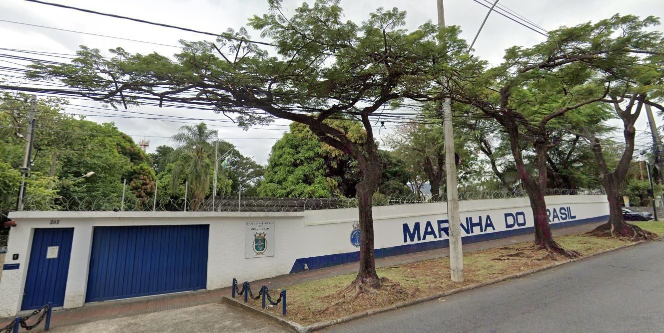Recruta da Marinha lotado em BH denuncia racismo: 'implantar a chibata em você'