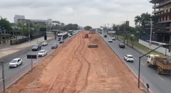 Trânsito será alterado na Cristiano Machado a partir desta terça-feira (23) para obras de trincheira