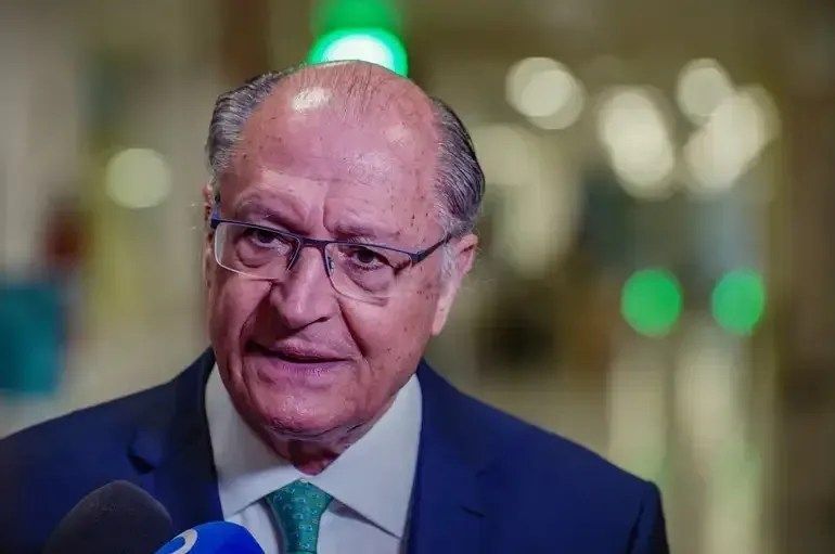 ‘Atrapalha a economia’, diz Alckmin sobre a taxa de juros em 10,5% ao ano