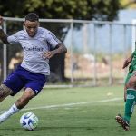 Esquecido por Pezzolano, Bilu ganha espaço no Cruzeiro com chegada de Pepa