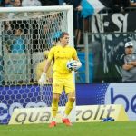 Rafael Cabral elogia Cruzeiro contra o Grêmio, mas vê 'gosto amargo' em empate