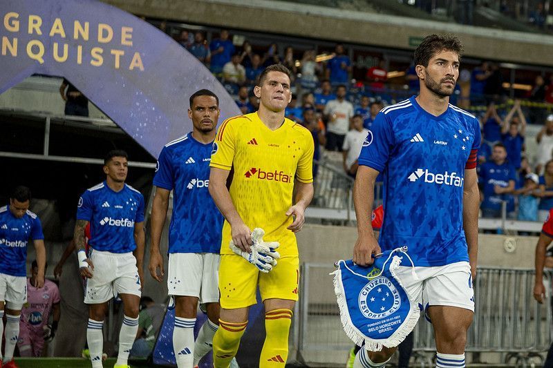 Cruzeiro: Rafael Cabral reage às críticas e manda recado para torcedores após falhas