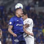 Cruzeiro leva gol no último lance e empata com o Corinthians pelo Brasileirão
