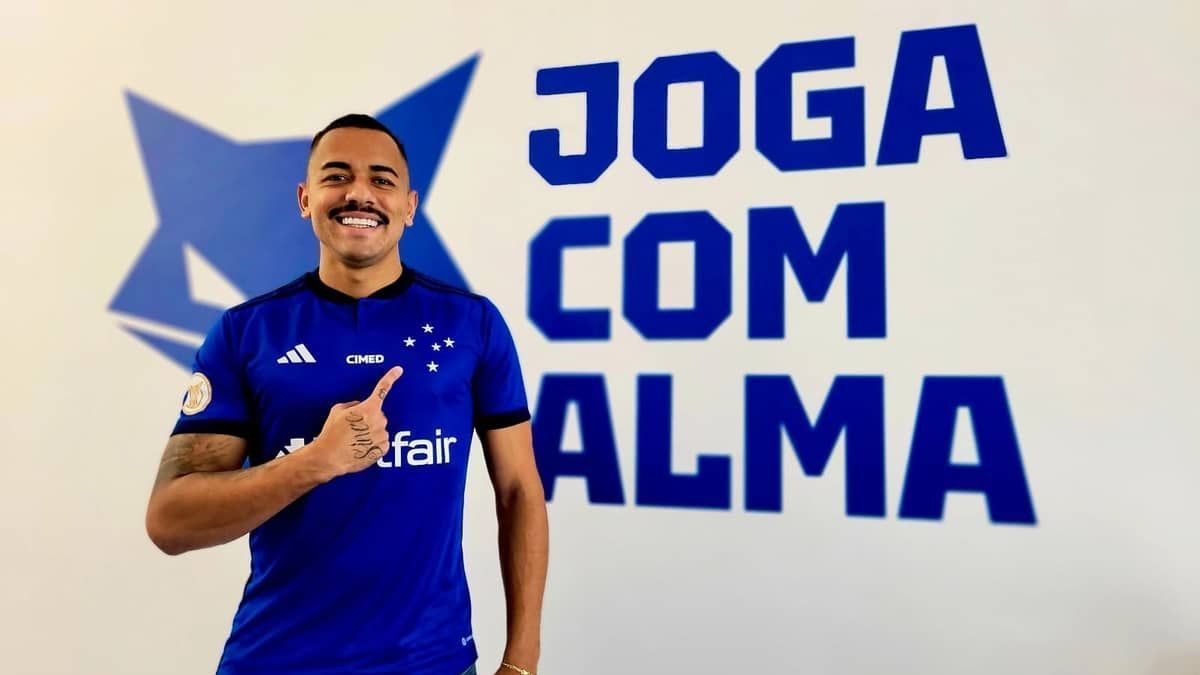 Cruzeiro anuncia a contratação do atacante Rafael Elias 'Papagaio'