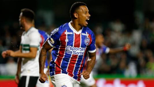 Rafael Ratão marcou um dos gols da goleada do Esquadrão