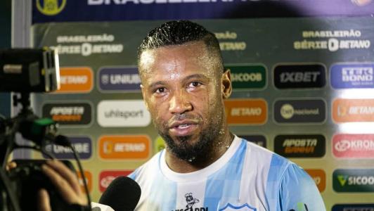 Rafael Vaz, novo zagueiro do Náutico