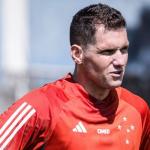 Cruzeiro corre contra o tempo para definir situação de Cabral e eventual substituto