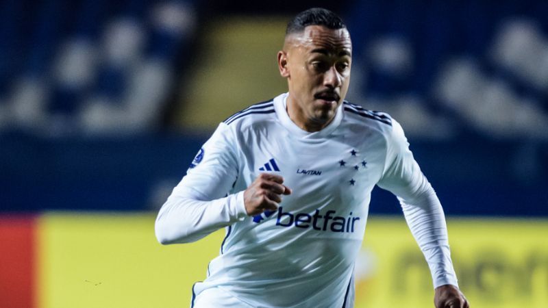 Cruzeiro passa a depender de combinação de resultados na Sul-Americana; veja cenários