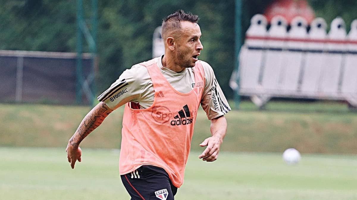 Coritiba x São Paulo: onde assistir ao jogo pelo Brasileirão