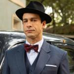 No ar em novela da Globo, Rainer Cadete posa nu e surpreende com físico: 'Deus grego'