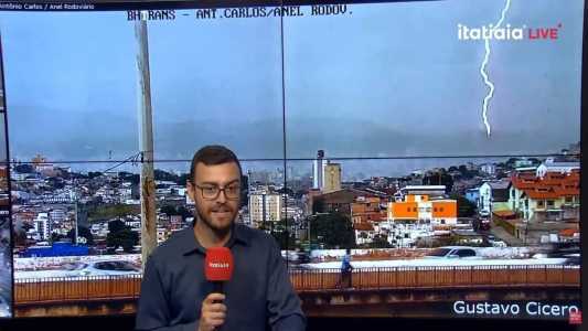 Raio surpreendeu repórter Gustavo Cícero durante o Itatiaia Patrulha