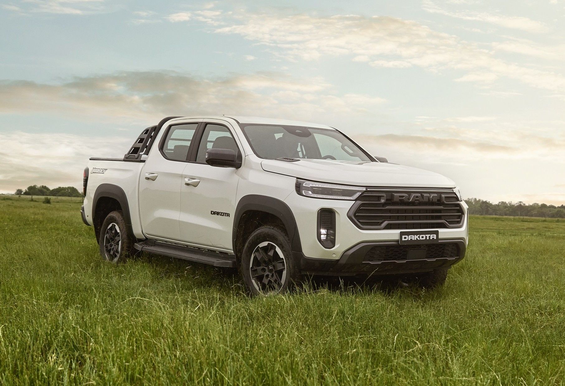 Ram Dakota entra em pré-venda; veja os preços e equipamentos das versões
