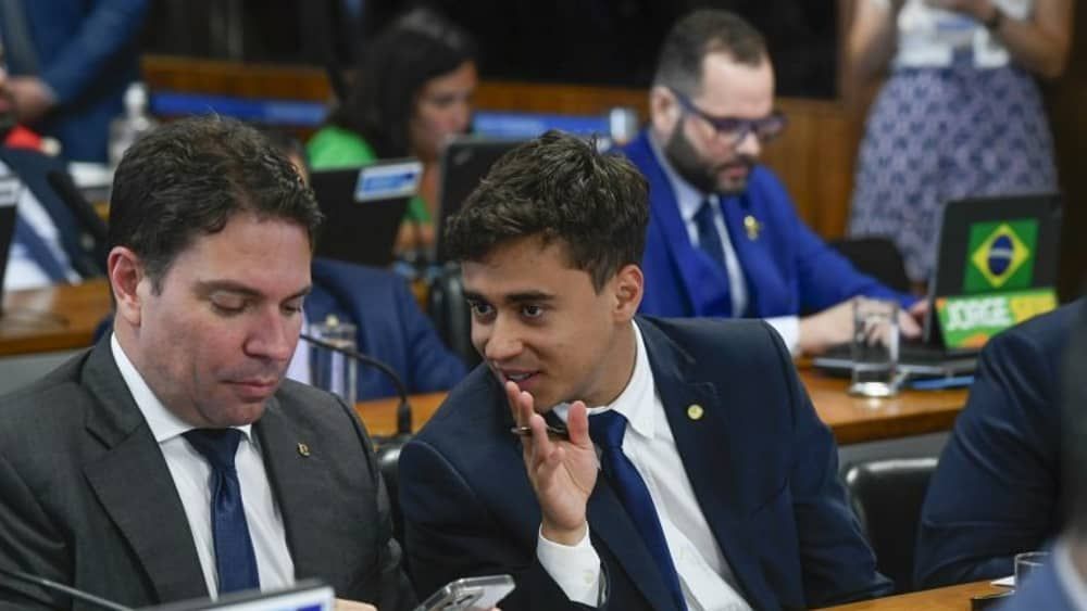 'Farei campanha de graça', diz Nikolas sobre possível candidatura de Ramagem no Rio
