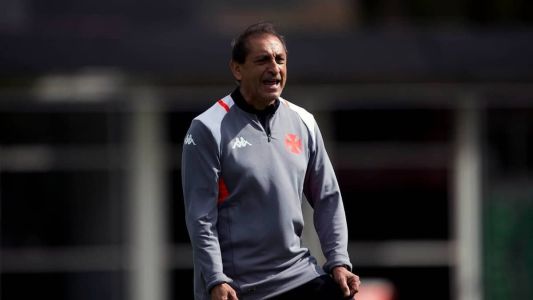 Ramón Díaz comanda as atividades no Vasco