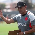 Em outro final de semana festivo, Vasco quer coroar momento diante do Palmeiras