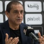 Ramón Díaz aparece no BID da CBF e estreará no comando do Vasco