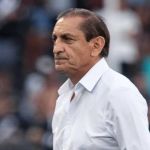 Apesar da vitória do Vasco, Díaz reprova atuação diante do América, no Brasileiro