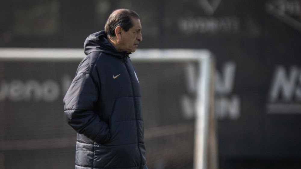 Ex-Vasco e Corinthians, Ramón Diaz pede demissão do Olímpia após sete jogos