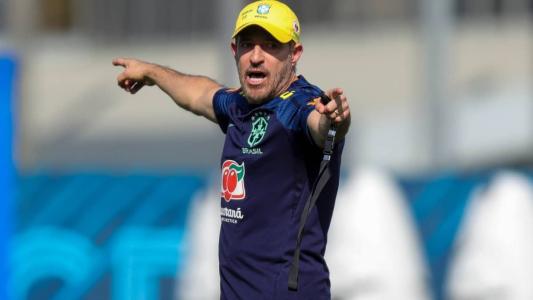 Ramon esboça equipe titular da Seleção Brasileira