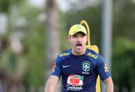 Clube da Série A mira contratação de Ramon Menezes, ex-Seleção Brasileira