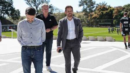 Ramon Menezes durante visita técnica à Cidade do Galo