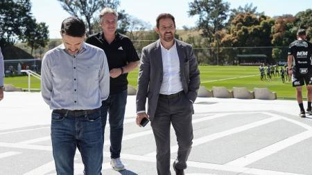 Ramon Menezes durante visita técnica à Cidade do Galo